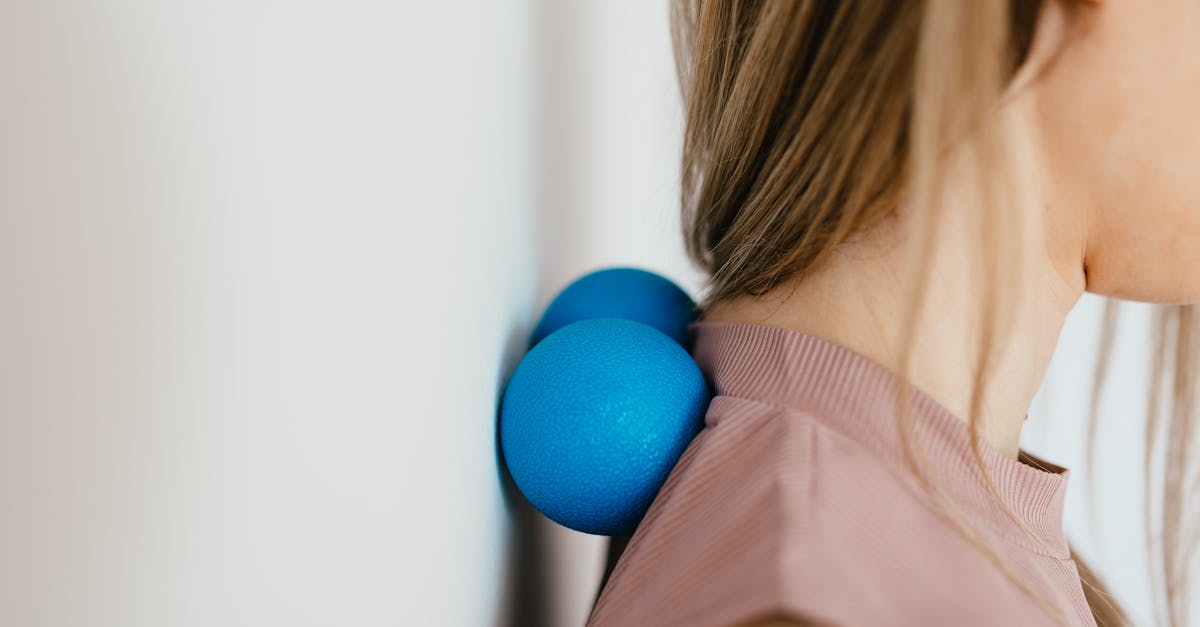 struggling with neck pain? discover effective tips and remedies to relieve discomfort and improve mobility. learn about causes, prevention strategies, and when to seek professional help for lasting relief.