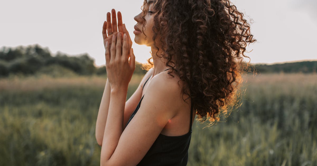 discover the essential tips and techniques for improving your posture. learn how proper alignment can enhance your overall health, boost confidence, and prevent discomfort. join us for expert advice and practical exercises to achieve a balanced and upright posture.