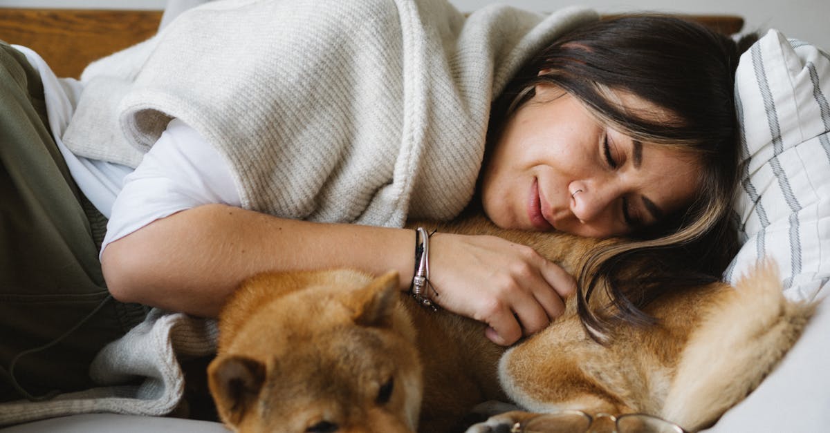 discover the best sleep positions for a restful night's sleep. explore the benefits of various sleeping styles and find tips to improve your sleep quality and health.