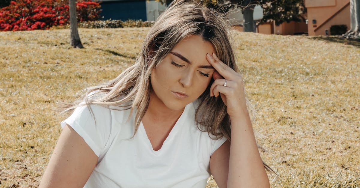 discover effective strategies to understand and manage migraines. learn about their causes, symptoms, and treatment options to find relief and improve your quality of life.