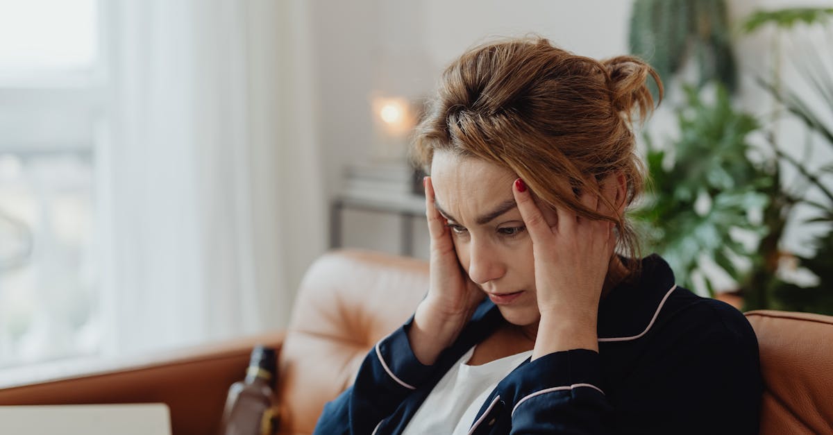 discover effective ways to manage tension headaches with our comprehensive guide. learn about symptoms, causes, and treatment options to alleviate discomfort and improve your quality of life.