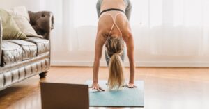 discover effective strategies to correct forward head posture and improve your alignment. learn about the causes, consequences, and practical exercises to enhance your neck health and overall well-being.