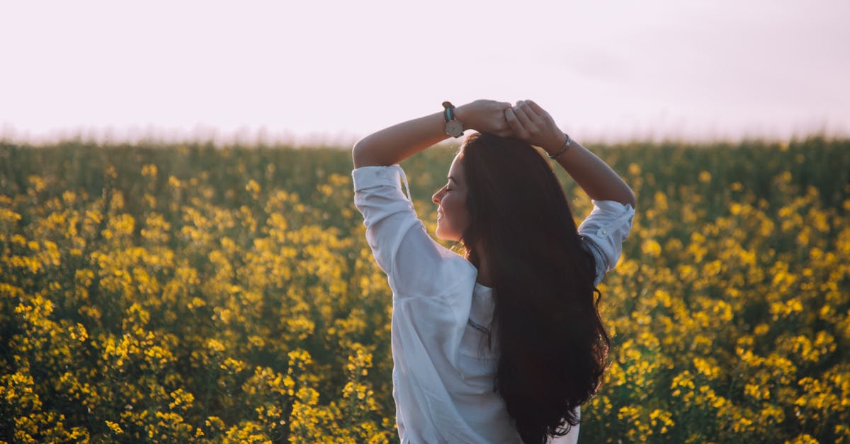 discover the importance of maintaining proper posture for your overall health and well-being. learn tips and techniques to improve your posture at work, home, and during physical activities.