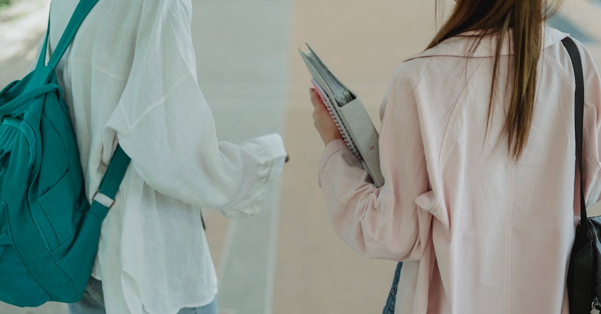 discover the ultimate smart backpack designed for tech-savvy travelers. with built-in charging ports, anti-theft features, and spacious compartments, this backpack combines style and functionality for seamless on-the-go convenience.