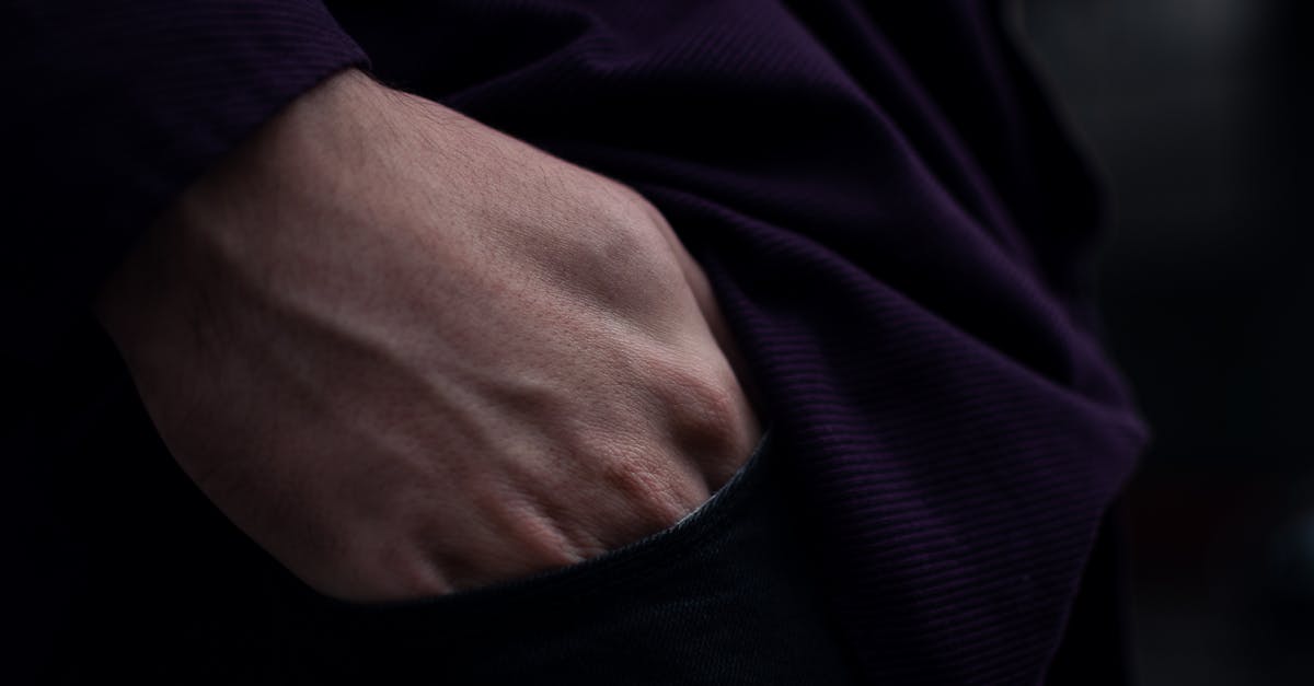 , une solution non chirurgicale conçue spécifiquement pour traiter les problèmes discaux modérés à sévères. Cette technique innovante réduit en douceur la pression exercée sur les disques et les nerfs affectés, favorisant ainsi une meilleure mobilité et soutenant les processus naturels de guérison de votre corps. Si les thérapies traditionnelles ne vous ont pas apporté le soulagement dont vous avez besoin, découvrez comment l'approche de décompression fondée sur des données probantes de TAGMED peut vous aider à retrouver votre qualité de vie.