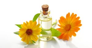 discover the benefits of essential oils for your health and well-being. explore a variety of natural scents and learn how to use them for aromatherapy, relaxation, and therapeutic purposes. enhance your life with the power of nature.