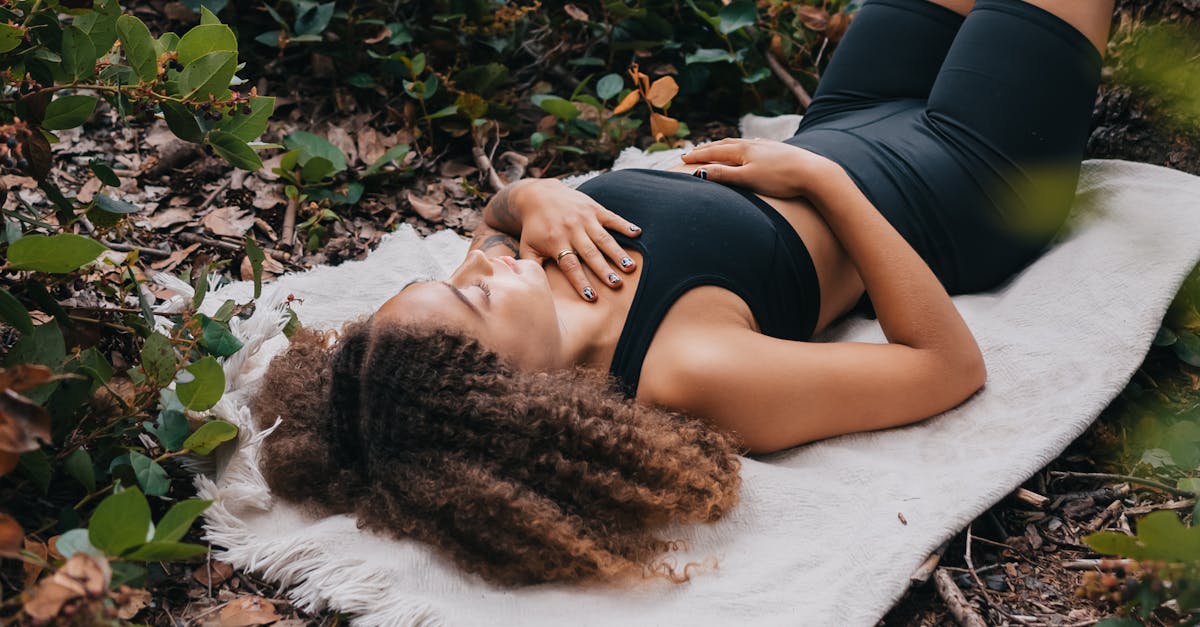 discover the transformative benefits of grounding, a practice that reconnects you with the earth and promotes physical and mental well-being. explore techniques, tips, and the science behind grounding for a healthier lifestyle.