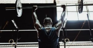discover effective lifting techniques to enhance your strength training routines. learn proper form, tips for injury prevention, and how to maximize your workout results while ensuring safety and efficiency.