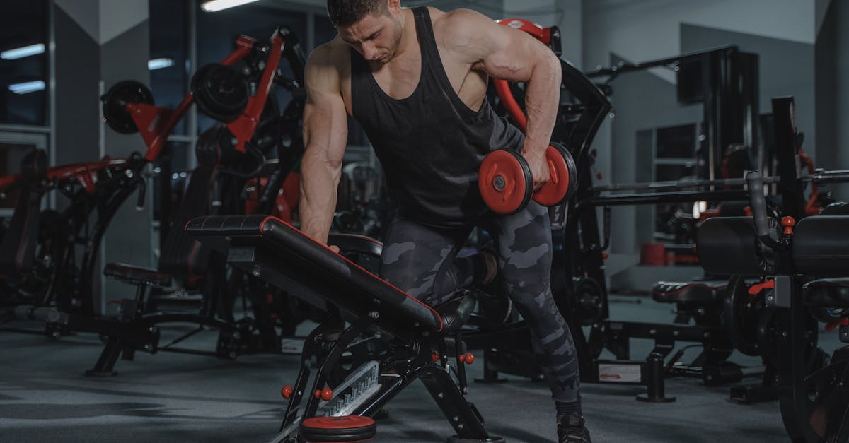 discover how rounded shoulders can impact your posture and health. learn effective exercises and posture tips to improve your alignment and strengthen your shoulders for a more confident stance.