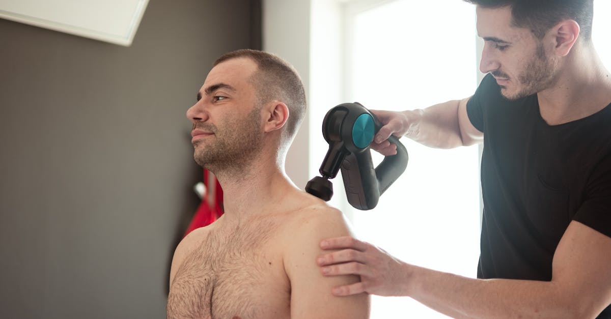 discover effective strategies to understand, manage, and alleviate shoulder pain. explore treatment options, exercises, and tips to improve mobility and comfort, ensuring you regain full function of your shoulder.