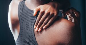 discover effective solutions for shoulder pain relief. explore expert tips, exercises, and remedies to alleviate discomfort and improve mobility.