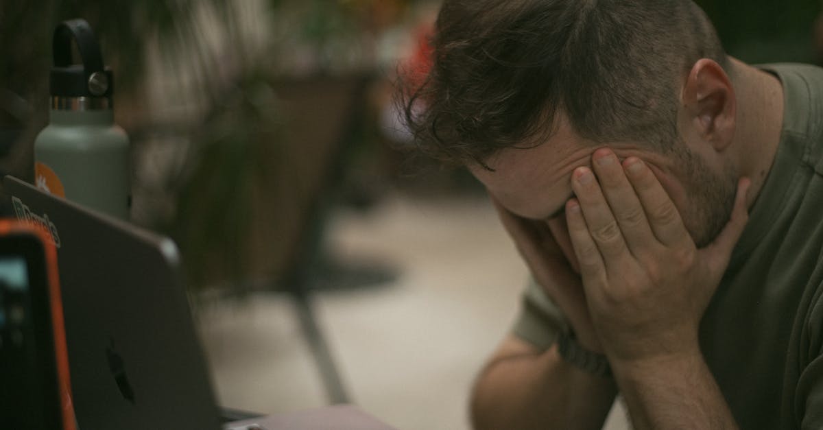 Nous vous invitons, vous et votre famille, à découvrir comment Pulse Align peut être un élément fondamental de votre parcours bien-être. Visitez notre site web pour en savoir plus sur nos services sécuritaires et adaptés aux familles, offerts dans des villes comme La Prairie, Mont-Royal, Terrebonne, Chicoutimi et Saint-Jérôme. Prenez rendez-vous pour découvrir comment notre approche de soutien peut compléter votre routine bien-être actuelle. N'oubliez pas que si Pulse Align est un allié précieux pour favoriser le bien-être, il est conçu pour accompagner vos soins de santé, et non pour les remplacer.
