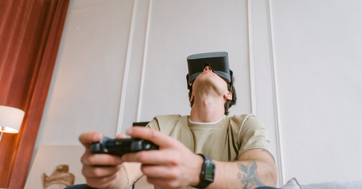 discover the impact of tech neck on your posture and health. learn effective tips and exercises to alleviate discomfort and improve your well-being in a digital world.