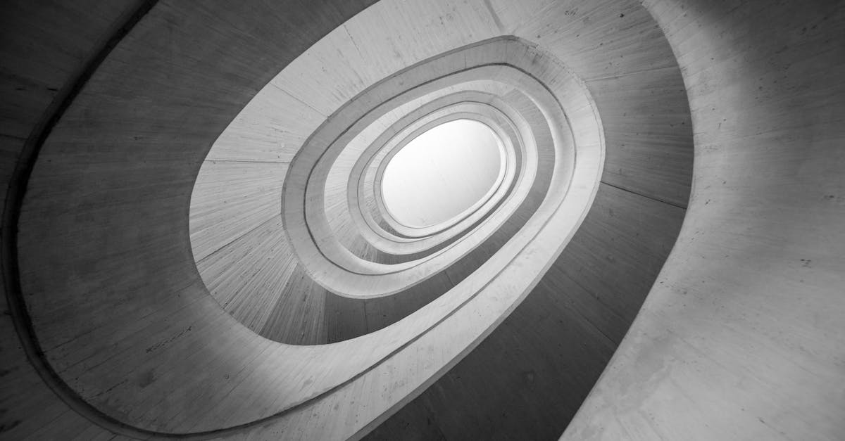 discover invigorating vertigo workouts designed to enhance balance, coordination, and strength. perfect for those seeking to challenge their limits and improve their body's resilience against dizziness. join us for a unique fitness experience!