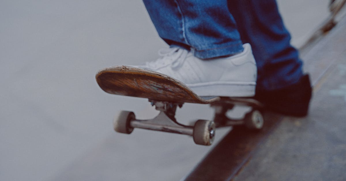 discover the causes, effects, and solutions for anterior pelvic tilt, a common postural issue that can lead to discomfort and pain. learn how to improve your posture, strengthen your core, and achieve a balanced alignment for better overall health.