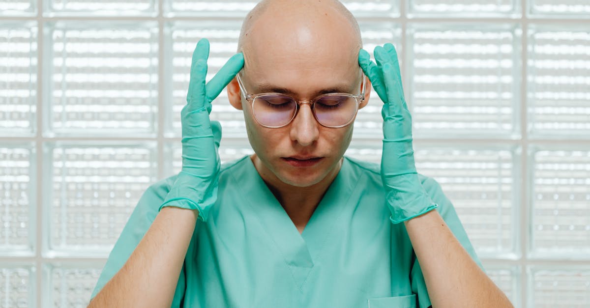 L'intégration des huiles essentielles aux techniques Pulse Align offre une méthodologie complète pour gérer naturellement les maux de tête. En se concentrant sur les causes sous-jacentes et en favorisant la guérison grâce à des approches holistiques, les individus peuvent atteindre un meilleur équilibre et une plus grande sérénité. Cet alignement soulage non seulement les symptômes des maux de tête, mais favorise également un bien-être durable, permettant aux lecteurs d'adopter des stratégies efficaces pour une santé et une résilience optimales.