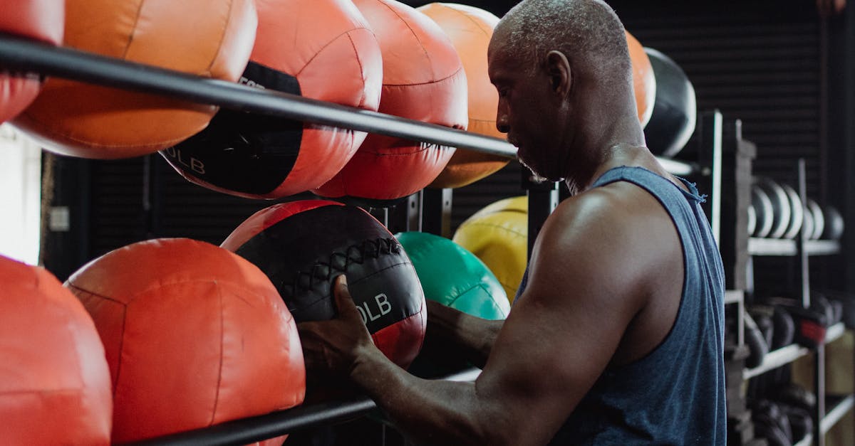 discover effective lifting techniques to enhance your strength, improve posture, and prevent injuries. master the art of lifting with expert tips and guidelines for safe and efficient workouts.