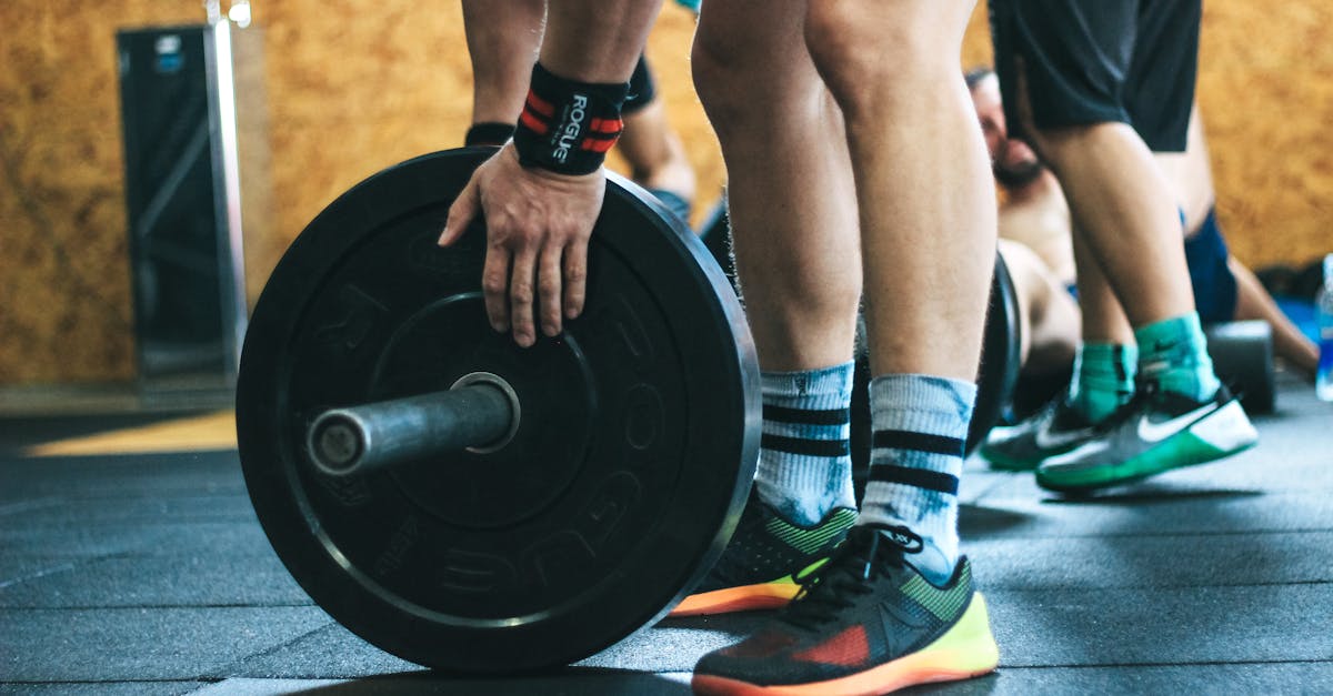 discover essential lifting techniques to enhance your strength training and prevent injuries. learn proper form, safety tips, and expert advice for effective weightlifting.