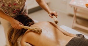 discover effective tips and solutions for achieving lower back comfort. learn about exercises, stretches, and lifestyle changes that can help alleviate pain and improve your overall well-being.
