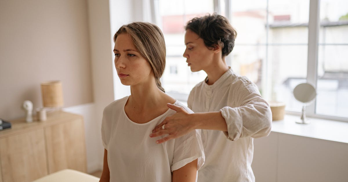 discover the causes, symptoms, and effective treatment options for shoulder impingement. learn how to alleviate pain and improve mobility with expert insights and practical tips.