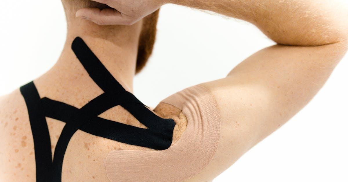 discover the causes, symptoms, and effective treatments for shoulder pain. learn how to alleviate discomfort and improve mobility with expert tips and advice tailored to your needs.